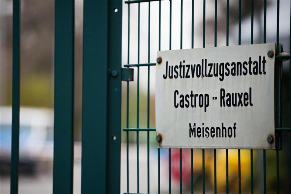 JVA Castrop-Rauxel wegen eines Gebäudeschadens geräumt 
