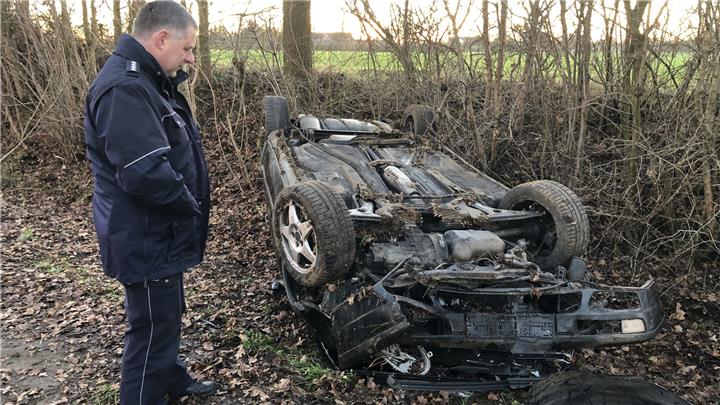 Unfall mit zwei Verletzten auf der Erler Straße 
