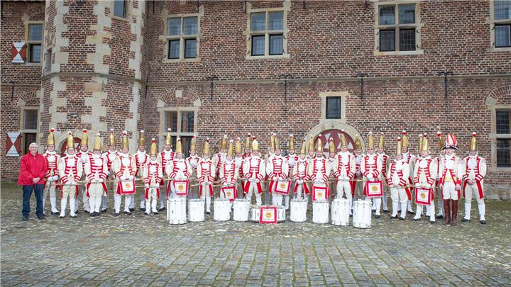 Fanfarencorps Raesfeld begleitet das Dreigestirn 