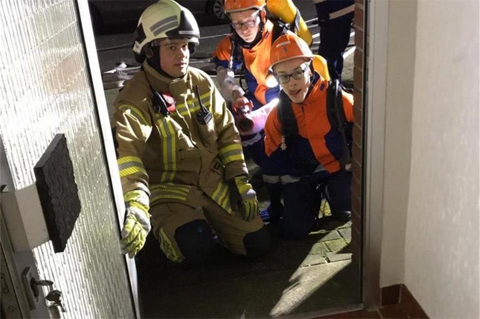 Jugendfeuerwehr Raesfeld meistert Übungseinsatz 