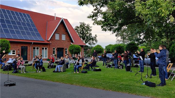 Hauptorchester macht Schützenfestmusik 
