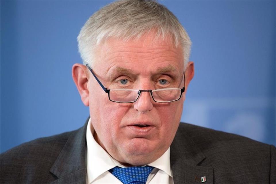 Laumann: Schlachthöfe sind systemrelevant 