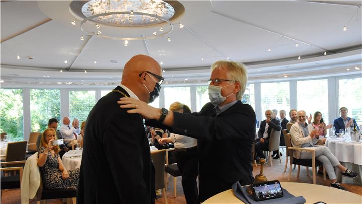  Stabwechsel beim Rotary Club Lippe-Issel 