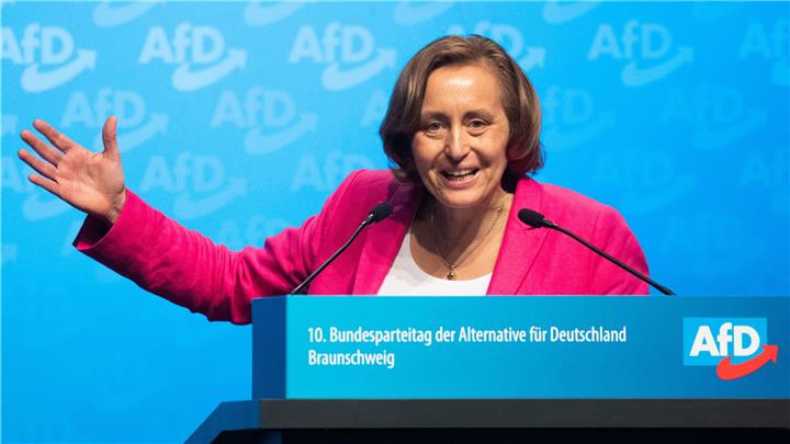 Stadt Borken sperrt Goldstraße wegen Demos Stadt Borken sperrt Goldstraße wegen Demos