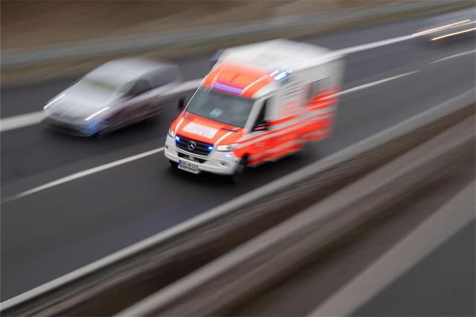 Unfall mit elf Verletzten auf A33 bei Borgholzhausen 