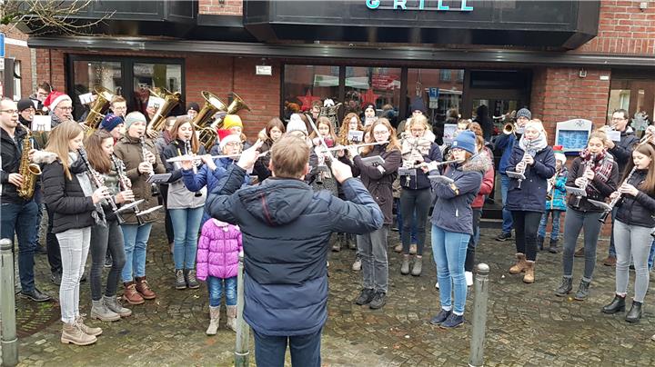 Raesfelder Burgmusikanten beteiligen sich an Radio-WMW-Aktion 