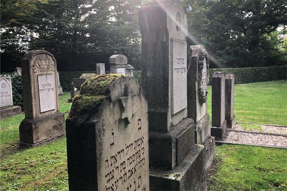 Jüdischen Friedhof am Schabbat nicht besuchen  Jüdischen Friedhof am Schabbat nicht besuchen