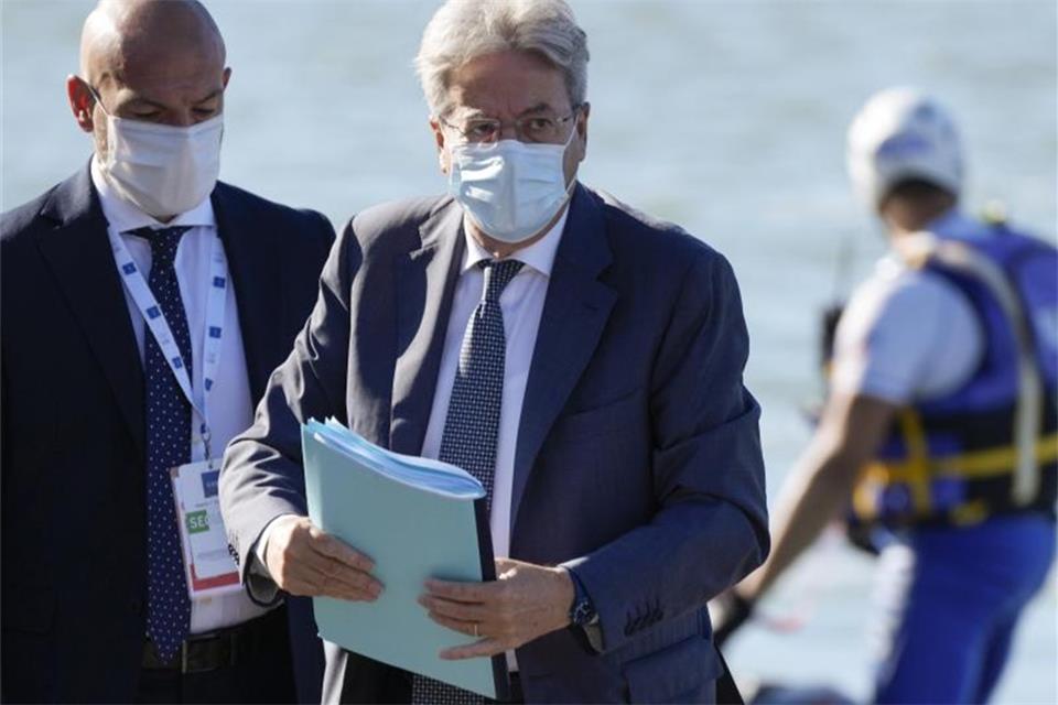 EU-Kommissar sieht weiter keine Gefahr für Urlaub 