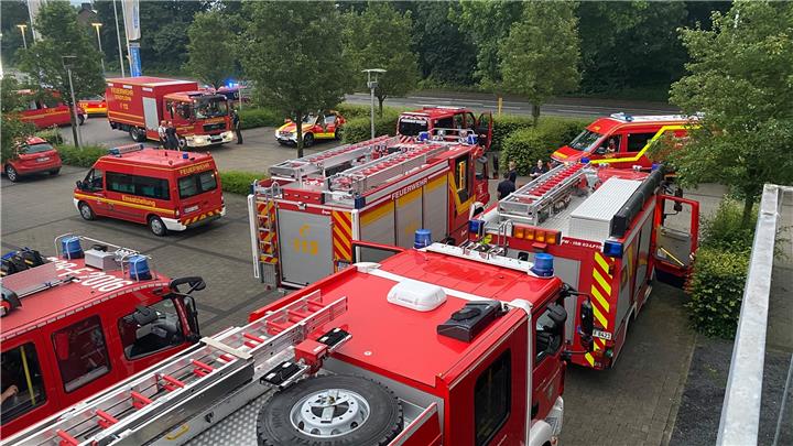 Überflutungen: Weitere Feuerwehrkräfte aus dem Kreis unterwegs 
