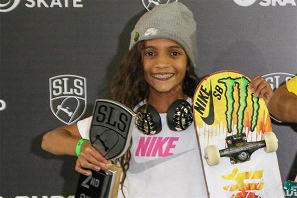 Skate-„Fee“ Rayssa Leal verzaubert Brasilien und Tony Hawk 