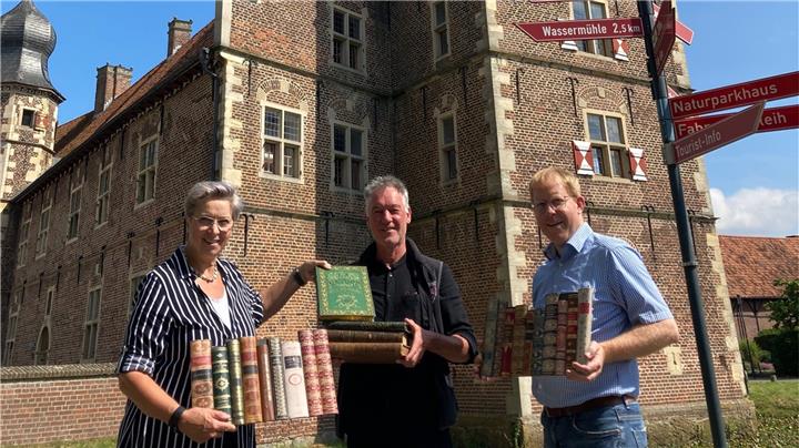 70 Antiquare und Händler kommen zum Büchermarkt nach Raesfeld 