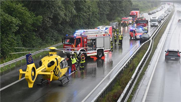 16 Verletzte bei zwei Unfällen auf der A 31 