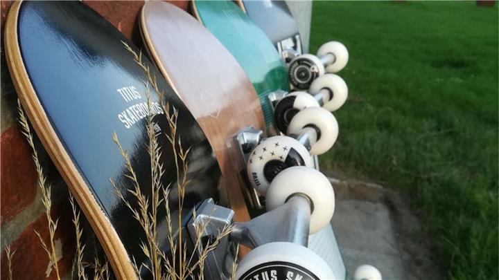 Junge Skater bringen nicht nur Schrammen mit nach Hause 