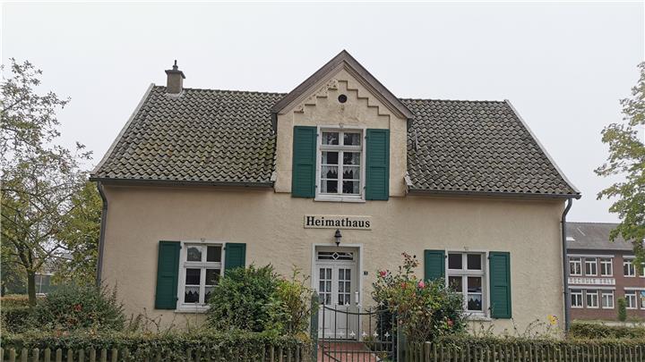 Heimatshoppen zum ersten Mal mit Programm in Erle 