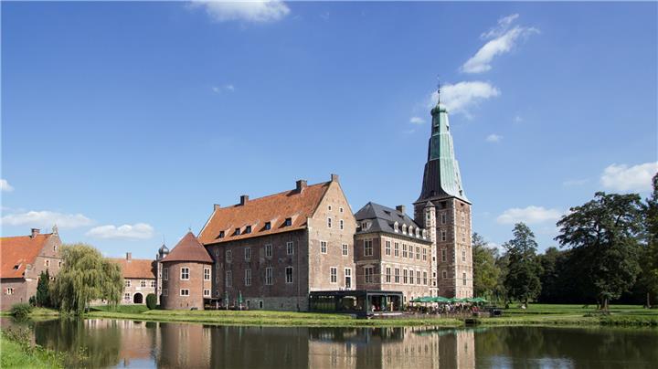 Eilmeldung: Gemeinde Raesfeld kauft das Schloss 