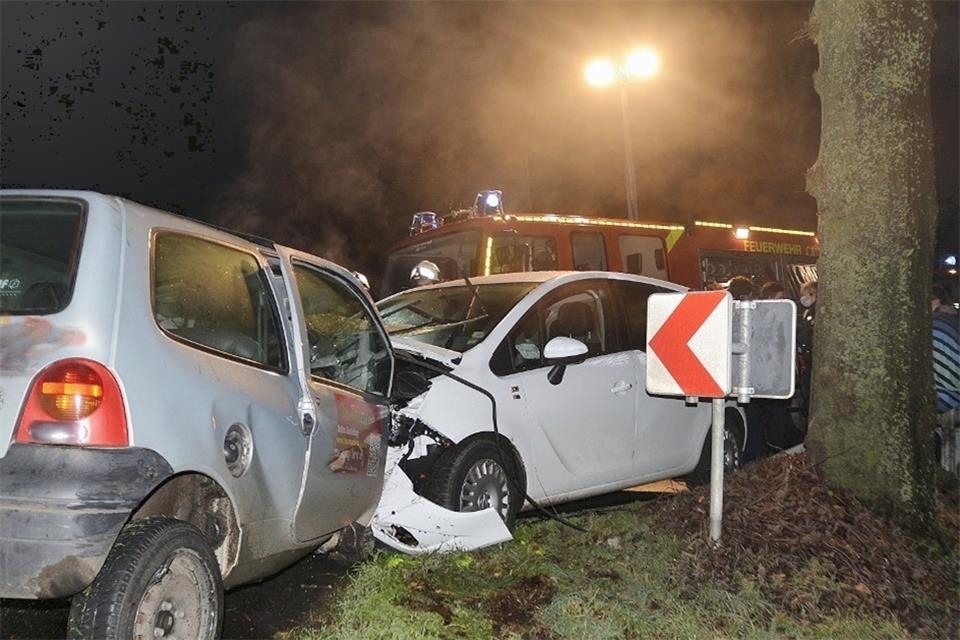 Autofahrer schwer verletzt