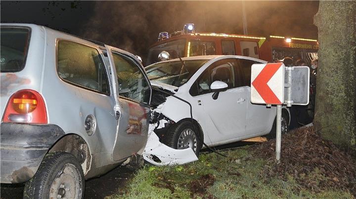Autofahrer schwer verletzt 