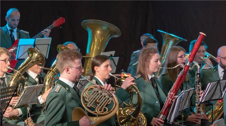 Raesfelder Burgmusikanten geben Frühlingskonzert 