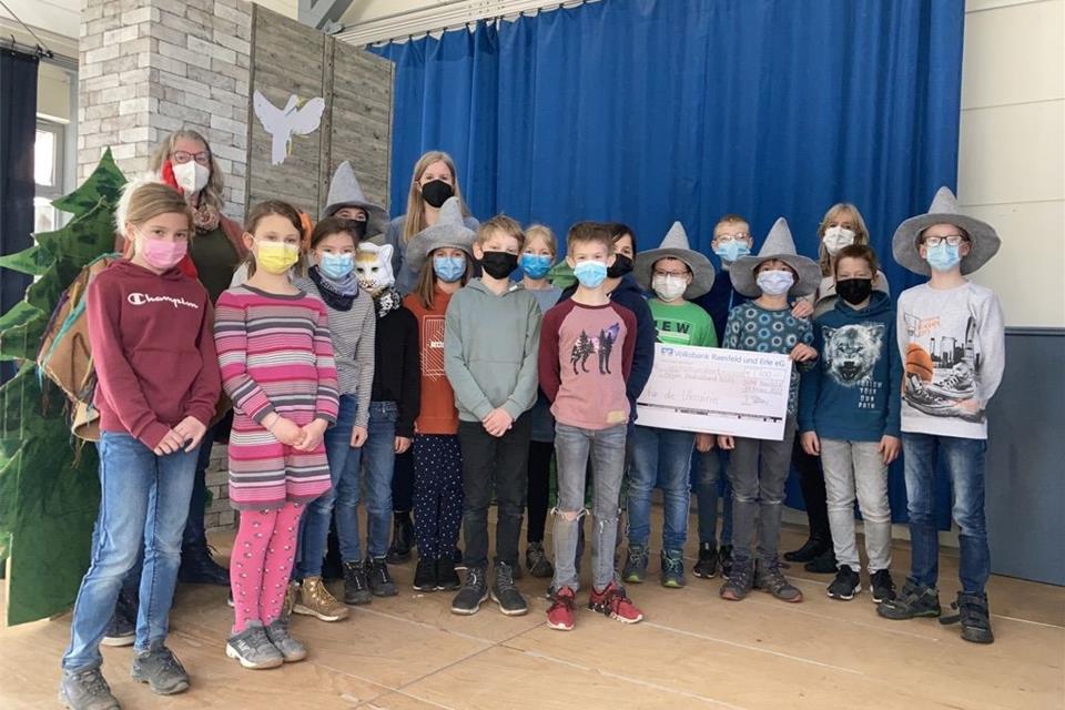Viertklässler der Sebastianschule spenden für die Ukraine
