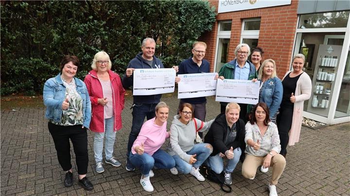 Erler Markt-Team unterstützt drei Vereine 