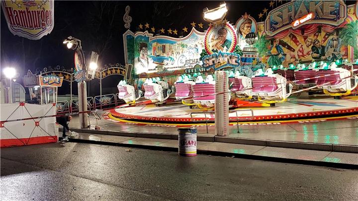 Tödliche Messerattacke auf Kirmes: 21-Jähriger in U-Haft 