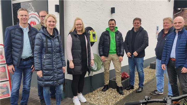 Neue Defibrillatoren in Borkenwirthe und Burlo 