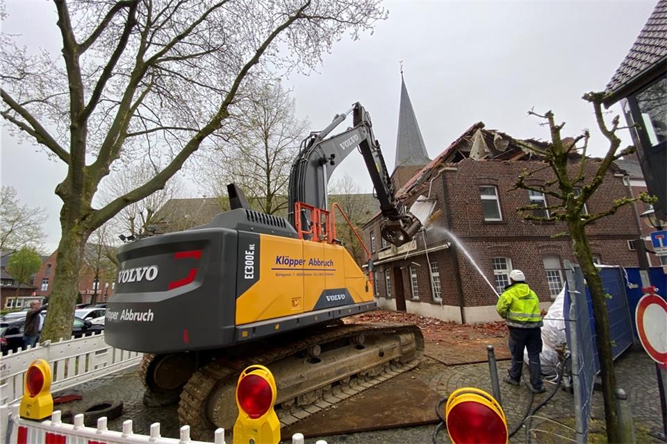 Abriss von Aelkes Hof kann fortgesetzt werden