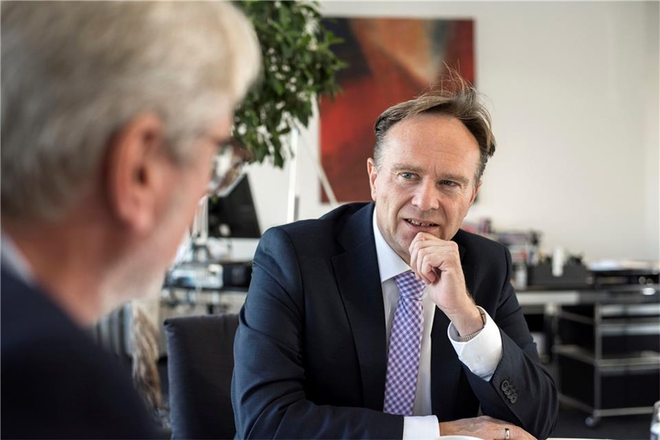 „Rote Karte zeigen“ 