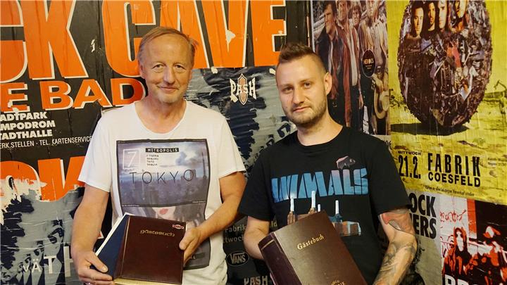 Bücher als Guckloch in Diskogeschichte 