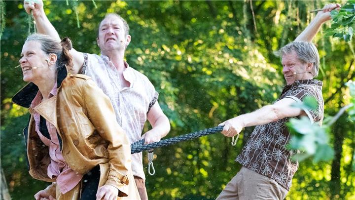King’s Men spielen im Raesfelder Schloss-Innenhof 