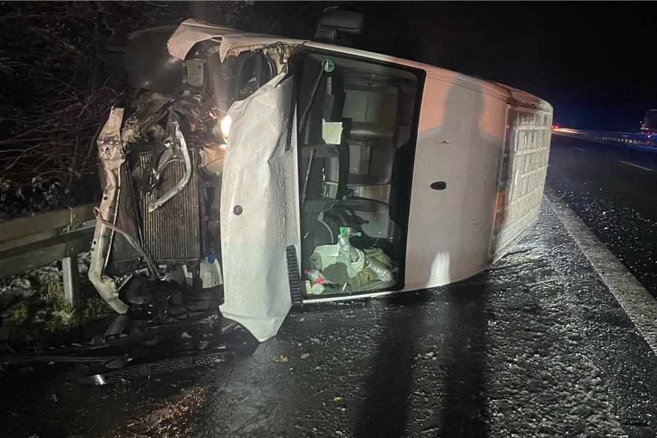 Mann wird bei Unfall auf A 31 leicht verletzt 