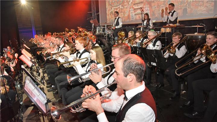 Rhader Kapelle stimmt auf das Weihnachtsfest ein Rhader Kapelle stimmt auf das Weihnachtsfest ein