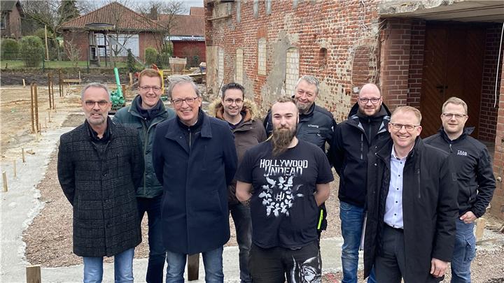 Bau des Raesfelder Vereinshauses hat begonnen 