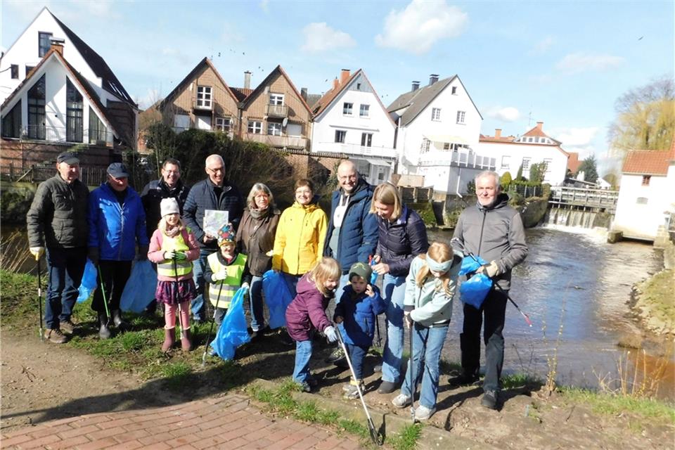 Müll nicht in die Landschaft werfen