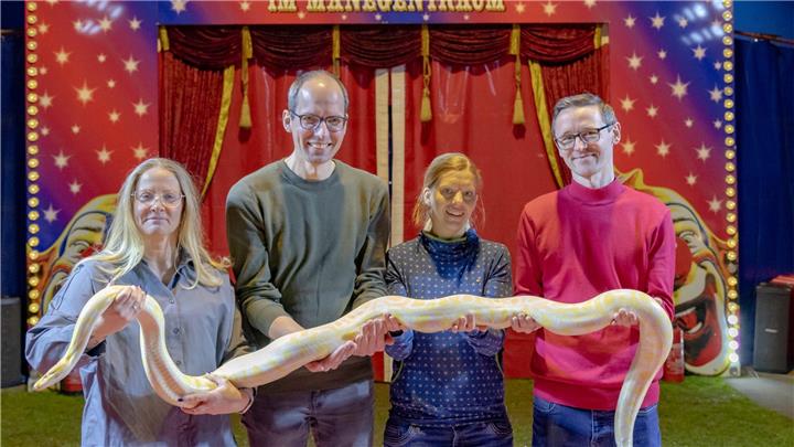 Mitmachzirkus macht Silvesterschule zur Manege 