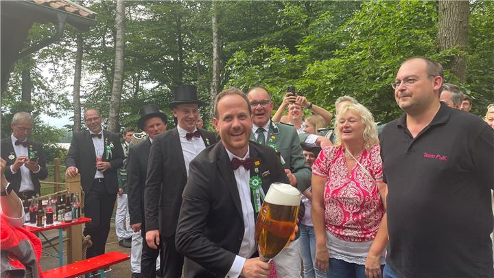 Philip Demey wird König in Marbeck 
