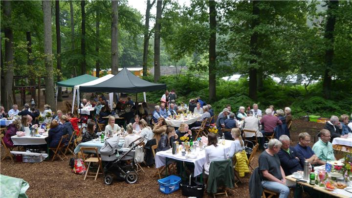 „Tischlein deck Dich“ feiert 10. Geburtstag in Raesfeld 