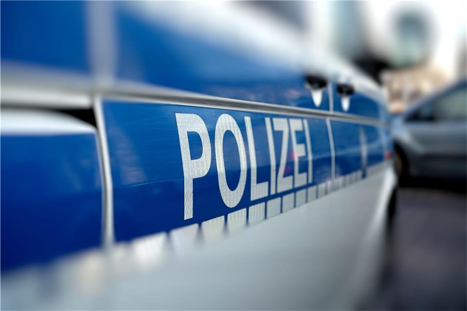 Trio stiehlt Bierkiste bei Schützenfest Klein Reken