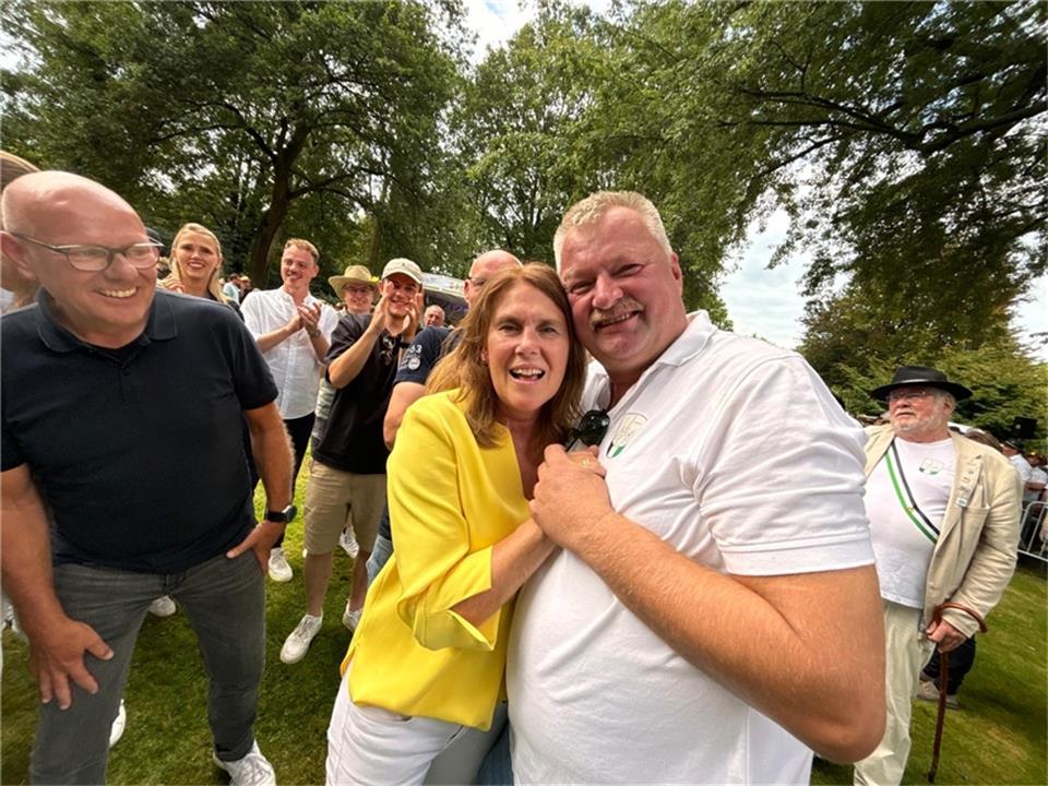 Dieter Stegger ist neuer König der St.-Johanni-Schützen in Borken Dieter Stegger ist neuer König der St.-Johanni-Schützen in Borken