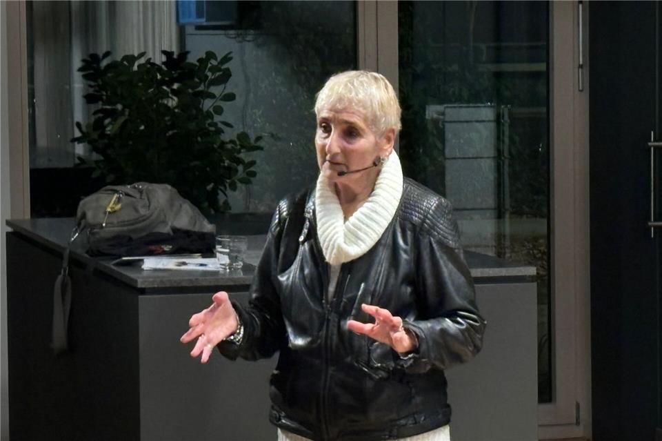 Lebendiger Vortrag hat sehr berührt Lebendiger Vortrag hat sehr berührt