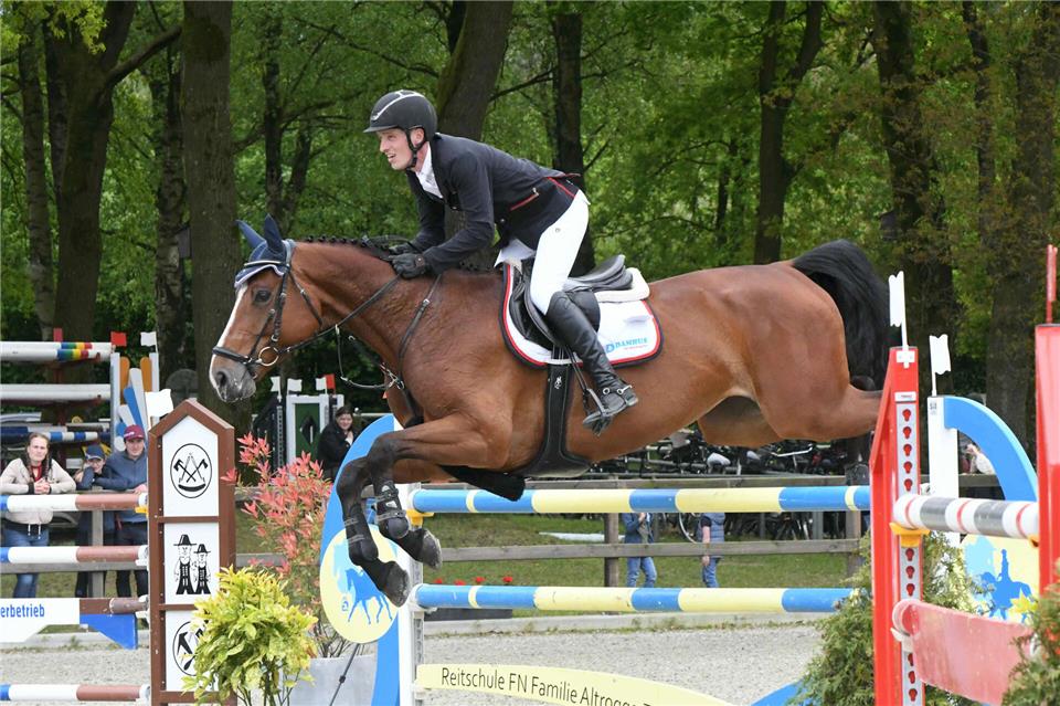 Dowe mit einem Abwurf aus dem Rennen