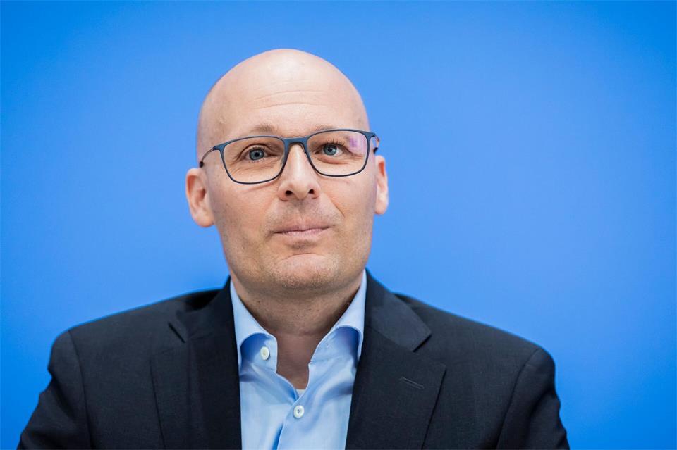 Bildungsforscher Samuel Greiff leitet die Pisa-Studie in Deutschland.Christoph Soeder/dpa