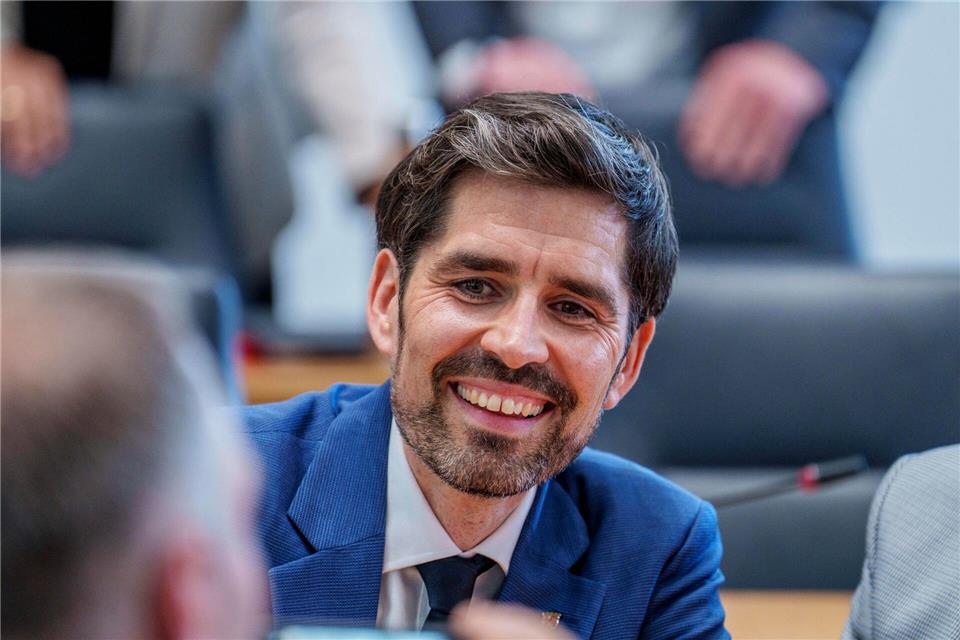 Bildungsminister Sven Teuber (SPD) sieht positive Methoden im Bildungssystem von Kanada. (Archivbild)Andreas Arnold/dpa