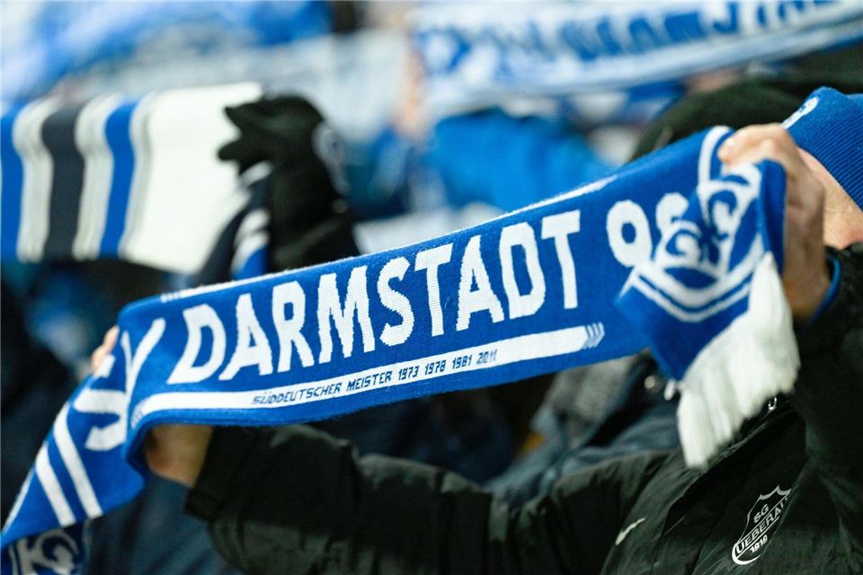 Bindet zwei Talente an sich: der SV Darmstadt 98. (Symbolbild)Uwe Anspach/dpa