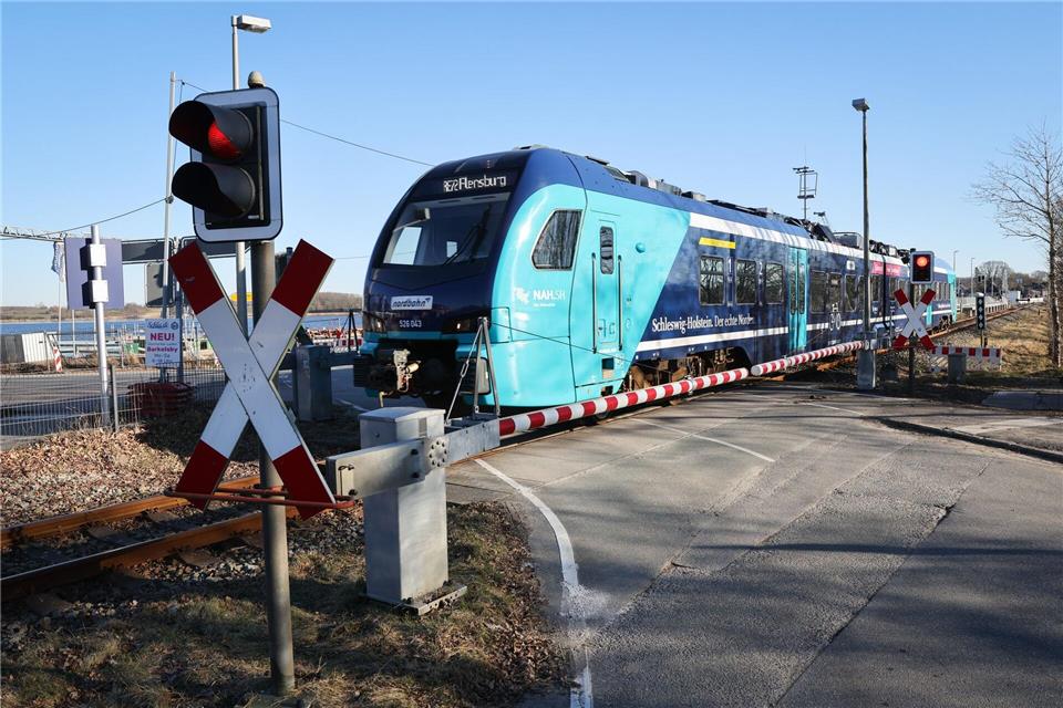 Bis Mitte der 1980er-Jahre diente die Bahnstrecke dem Personenverkehr. (Symbolbild)Christian Charisius/dpa