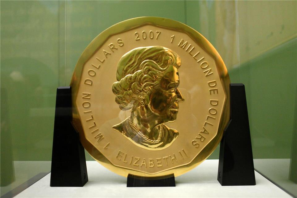 Bis heute verschwunden: Die 100 Kilogramm schwere Goldmünze „Big Maple Leaf“. (Archivbild)Marcel Mettelsiefen/dpa