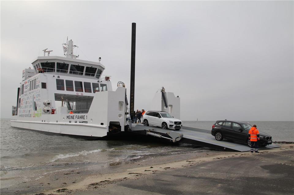 Reederei will neue Norderney-Fährlinie 2026 erweitern Bis zu viermal täglich pro Richtung pendelt die „Meine Fähre 1“ seit Herbst 2024 zwischen Norddeich und Norderney. (Archivbild)Volker Bartels/dpa