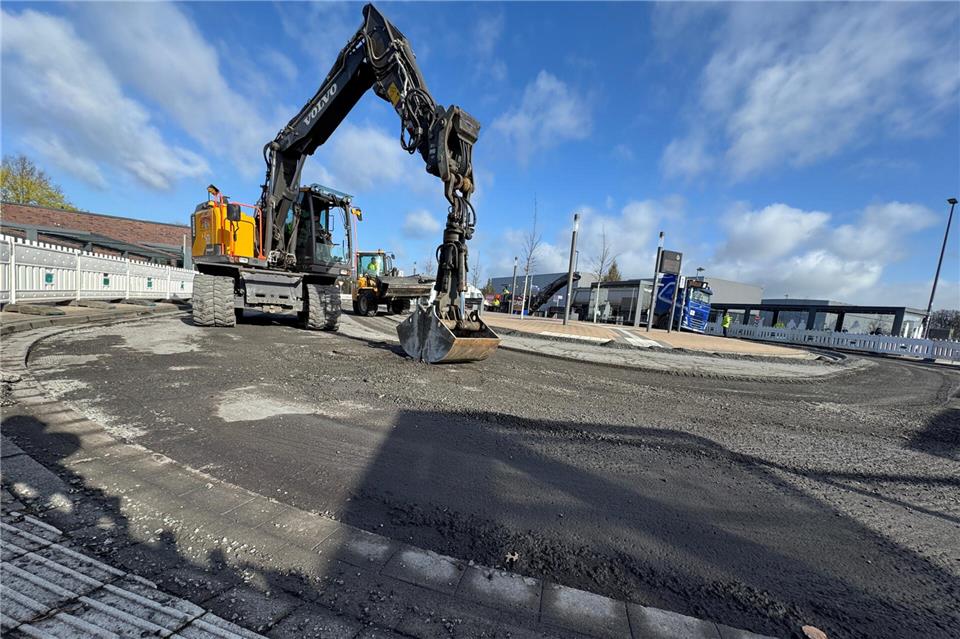 Bis zum 11. April soll der Busbahnhof zur Hälfte gesperrt bleiben. Das gilt auch für die Bahnhofstraße, die halbseitig gesperrt ist.