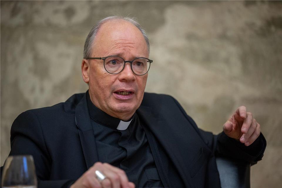 Bischof Ackermann findet den neuen Wehrdienst legitim und wichtig. (Archivbild)Harald Tittel/dpa