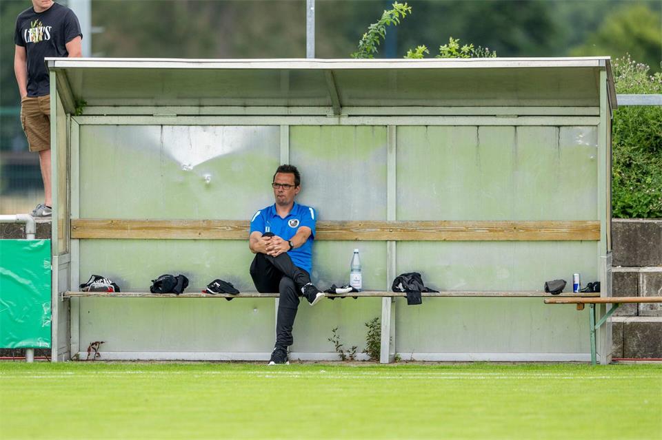 Bislang glücklos: Trainer Kristian Arambasic träumt weiter vom ersten Pokal-Coup.David Inderlied/dpa